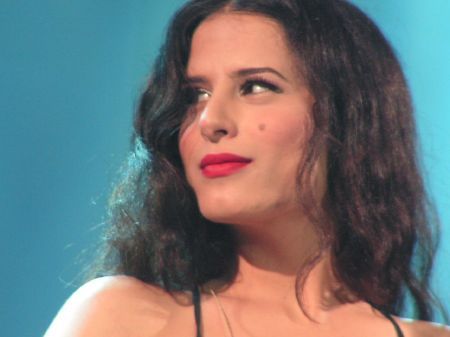 Miri Mesika - No Je Regrette Rien